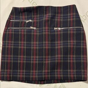 ZARA Chic Plaid Mini Skirt with Zipper Details